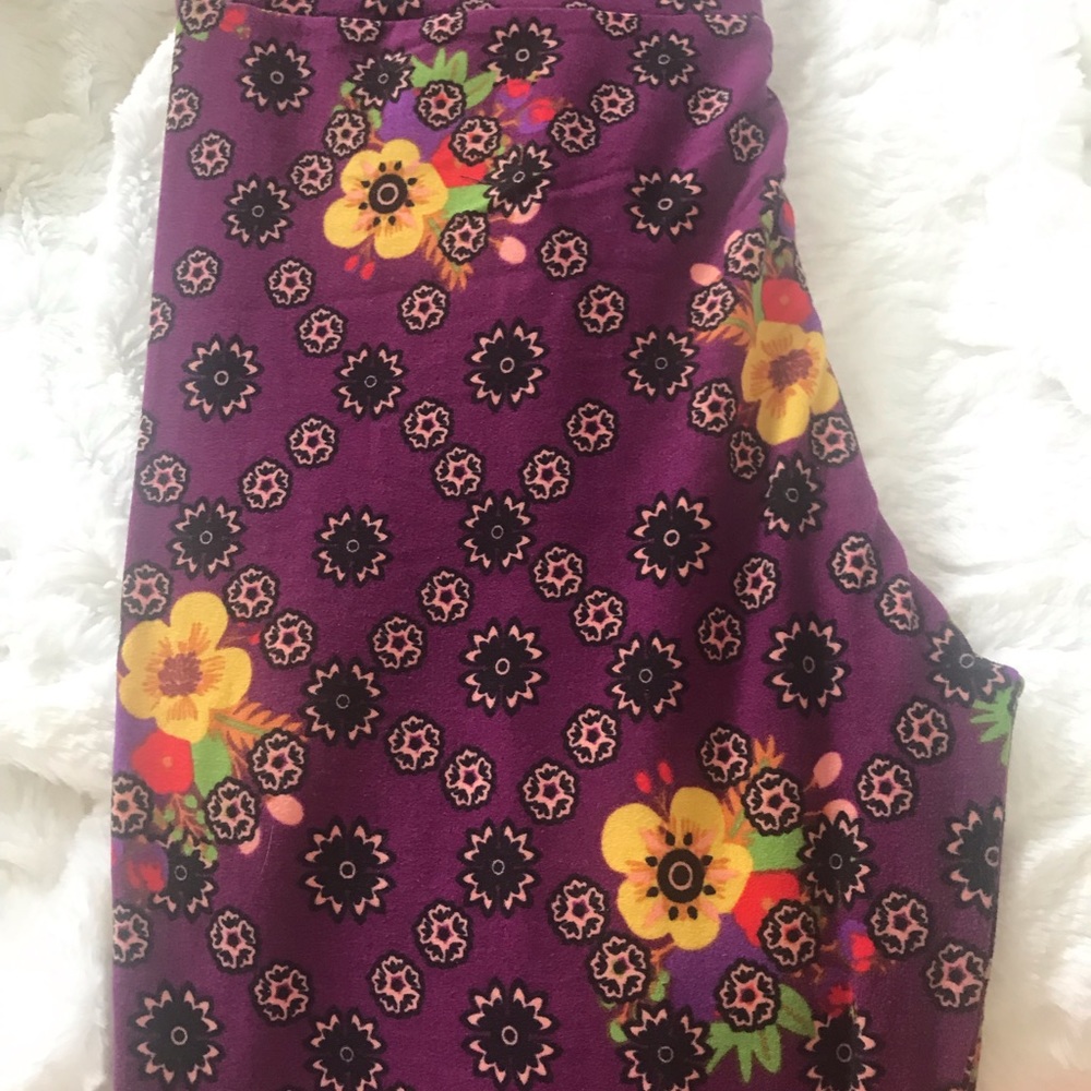 Nwot Lularoe leggings os
